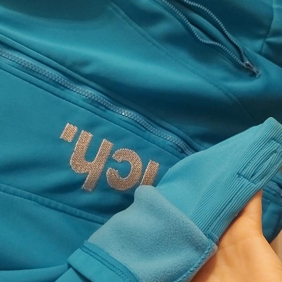 Hoodless jacket - Picture 2 of 3
